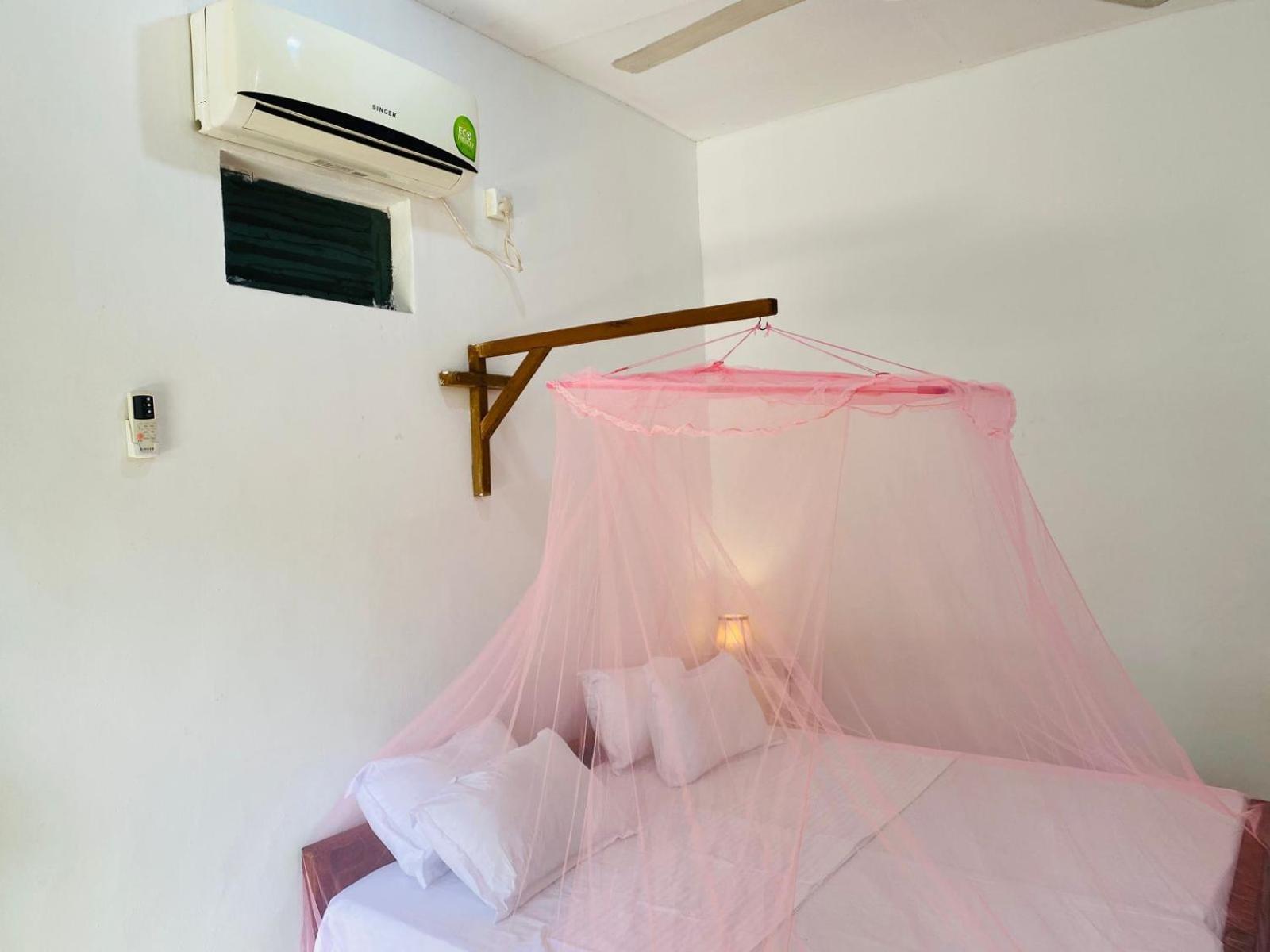 Aaliya Bay Hotel Arugam Bay Eksteriør billede