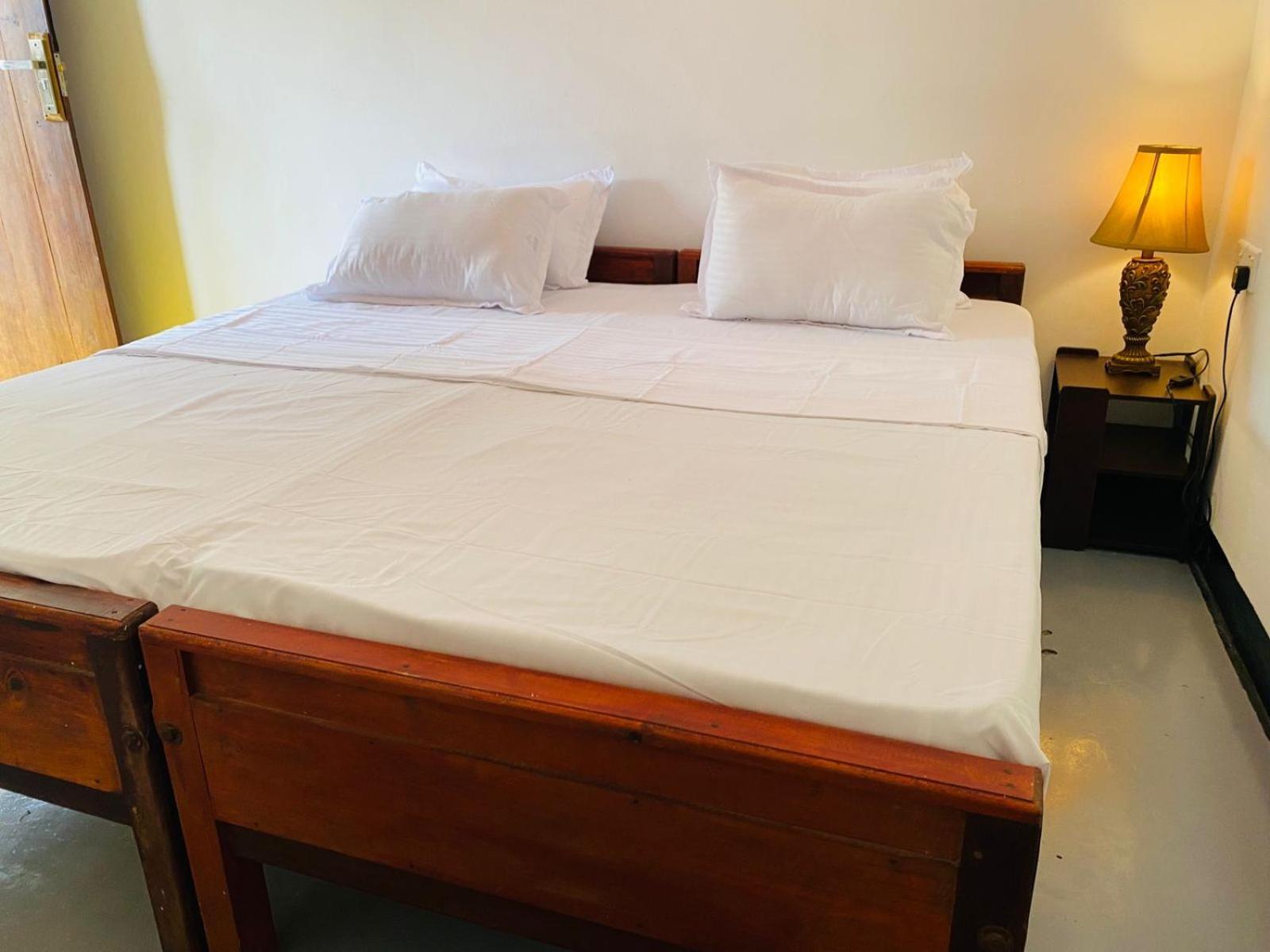 Aaliya Bay Hotel Arugam Bay Eksteriør billede